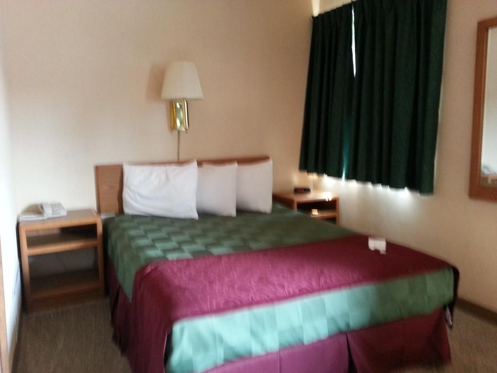 Mid Town Motel Great Falls Rum bild