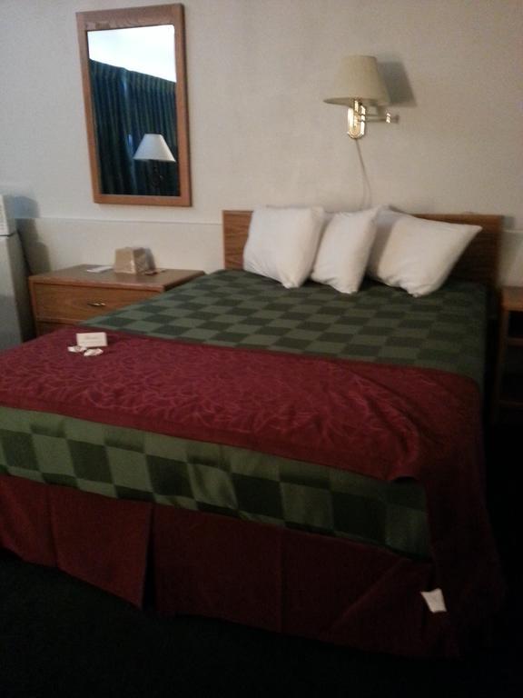 Mid Town Motel Great Falls Exteriör bild